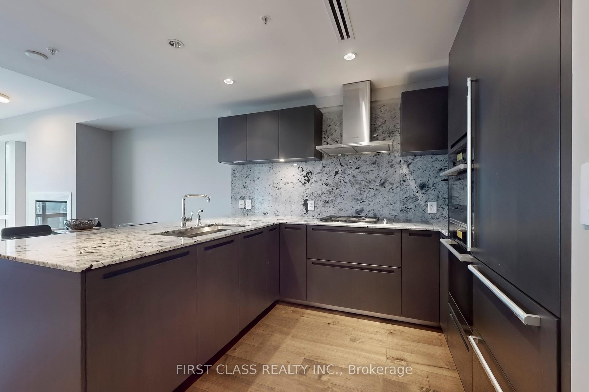 1 Bedroom Condo at 180 University, Toronto For sale