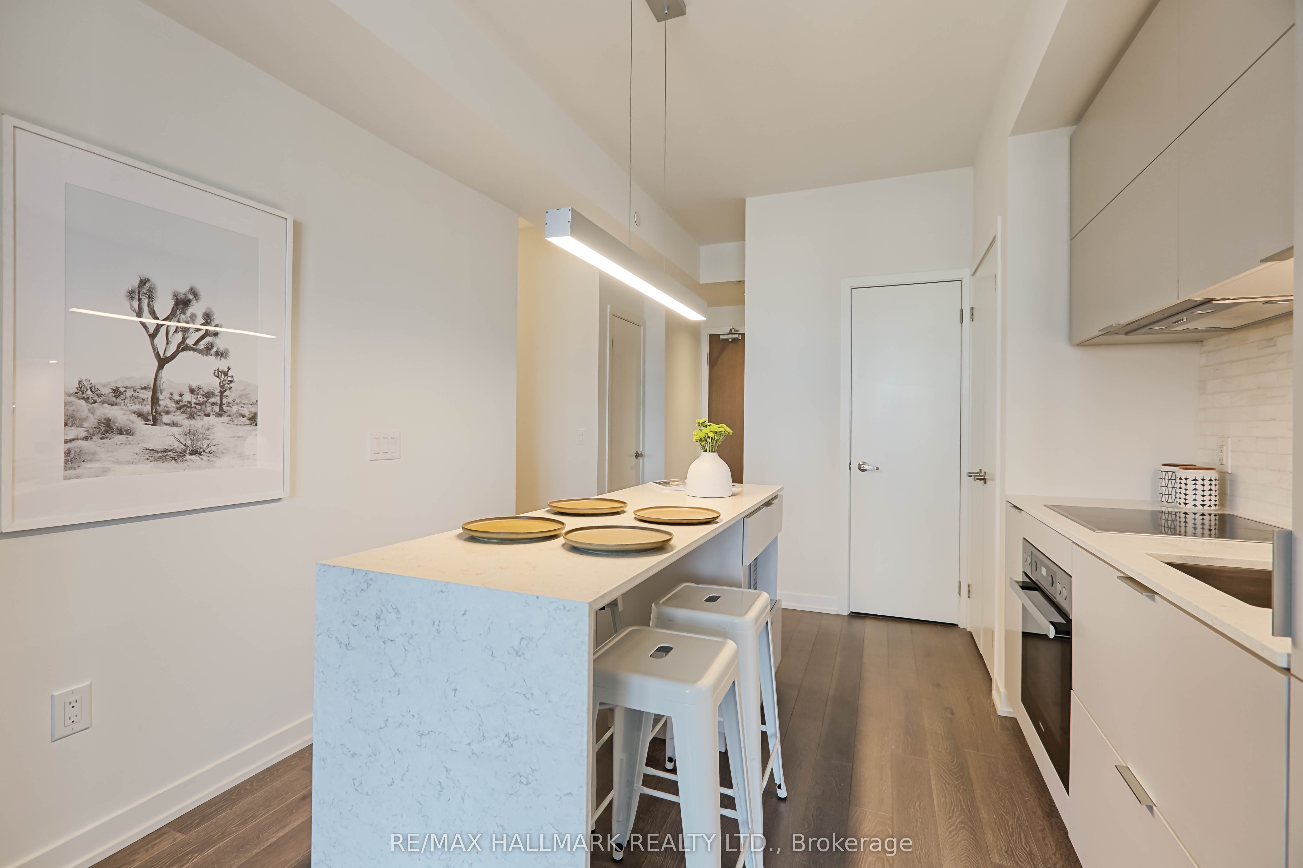20 Richardson Street, #602