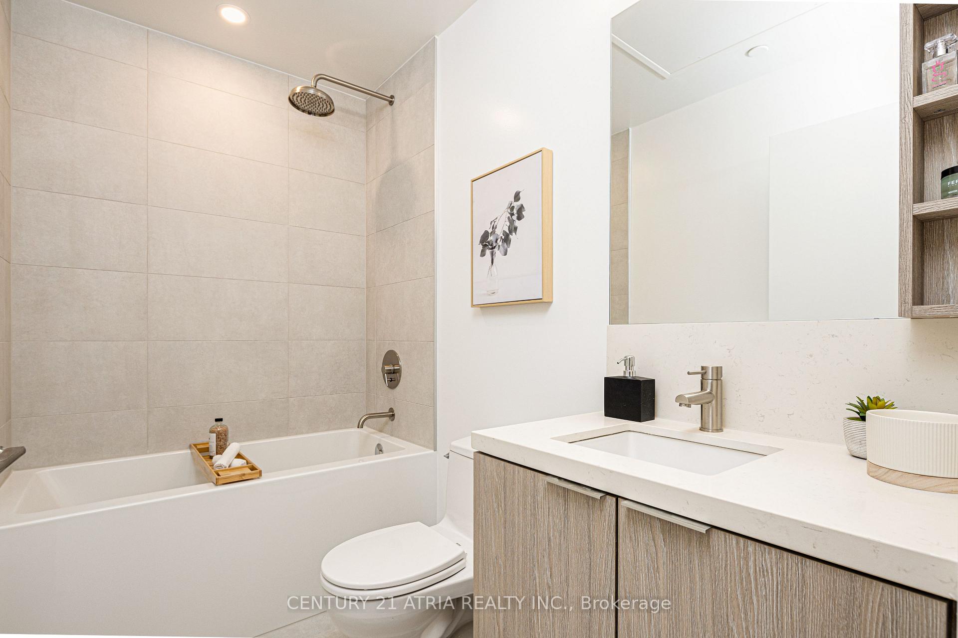 1 Bedroom Condo at 2020 Bathurst,  Toronto For sale