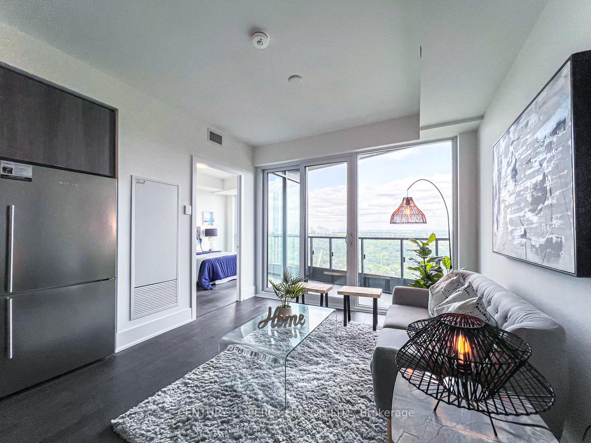 3 Bedrooms Condo at 585 Bloor, Toronto For sale