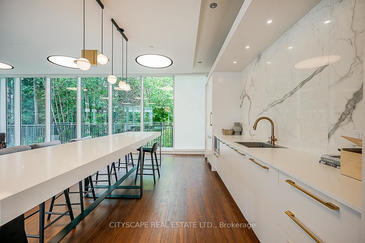 585 Austin Avenue, #1907