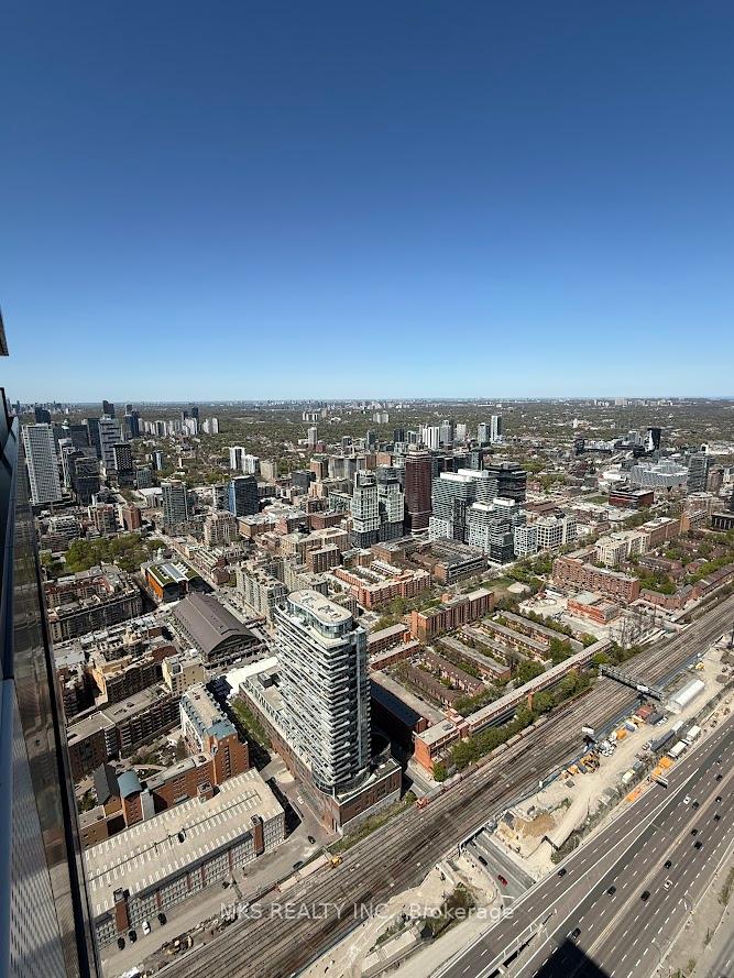 1 Bedroom Condo at 55 Cooper, Toronto For sale