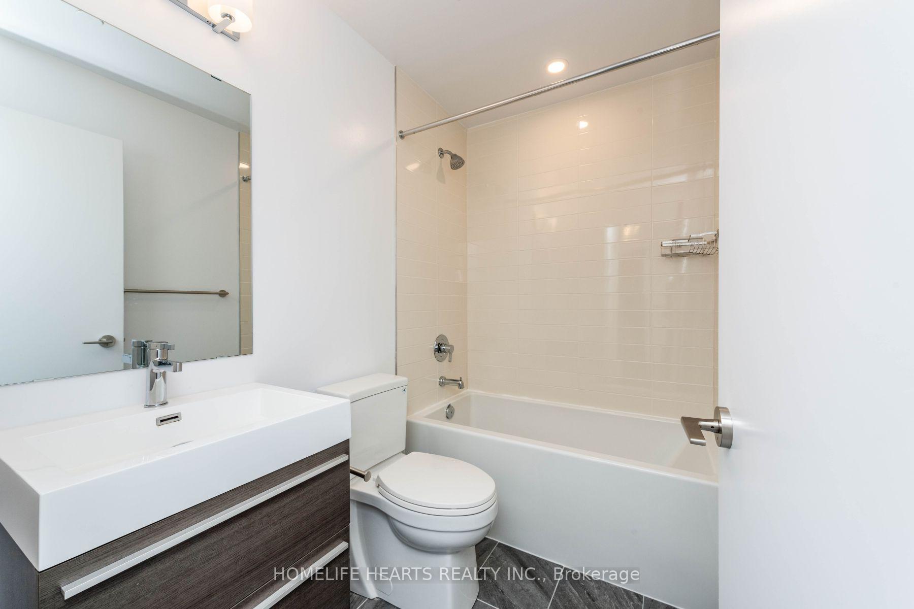 2 Bedrooms Condo at 181 Bedford, Toronto For sale