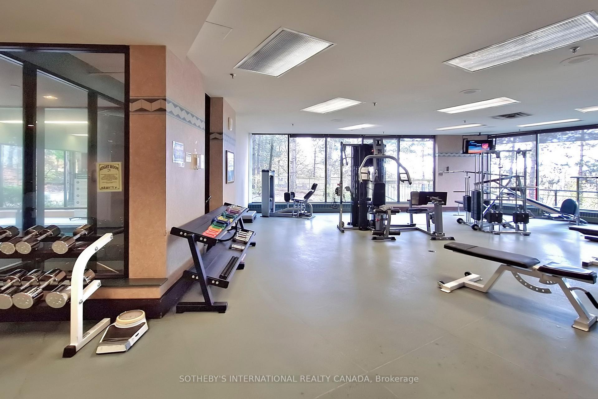 3 Bedrooms Condo at 89 Skymark, Toronto For sale