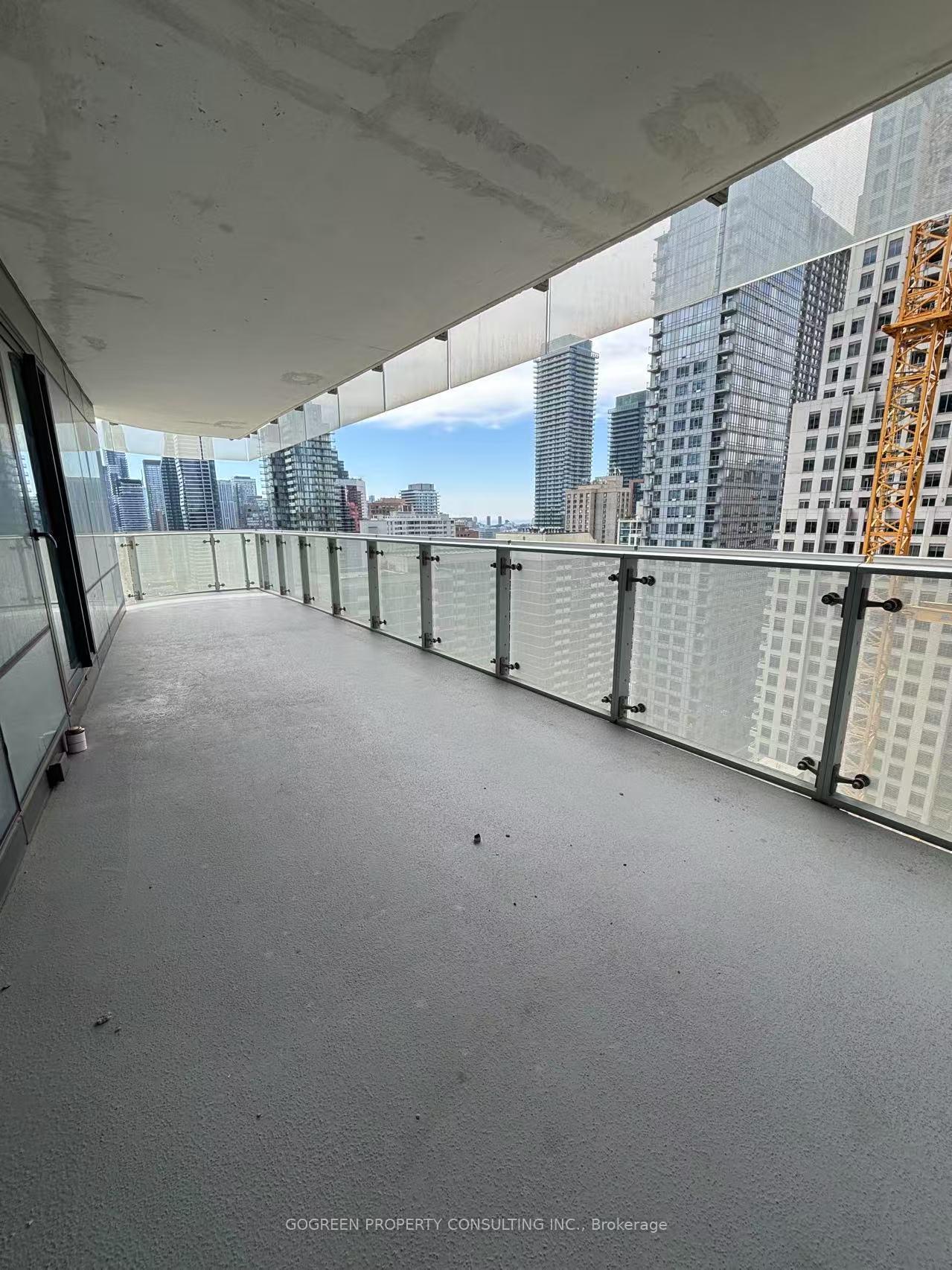 2 Bedrooms Condo at 1 Bloor,  Toronto For sale