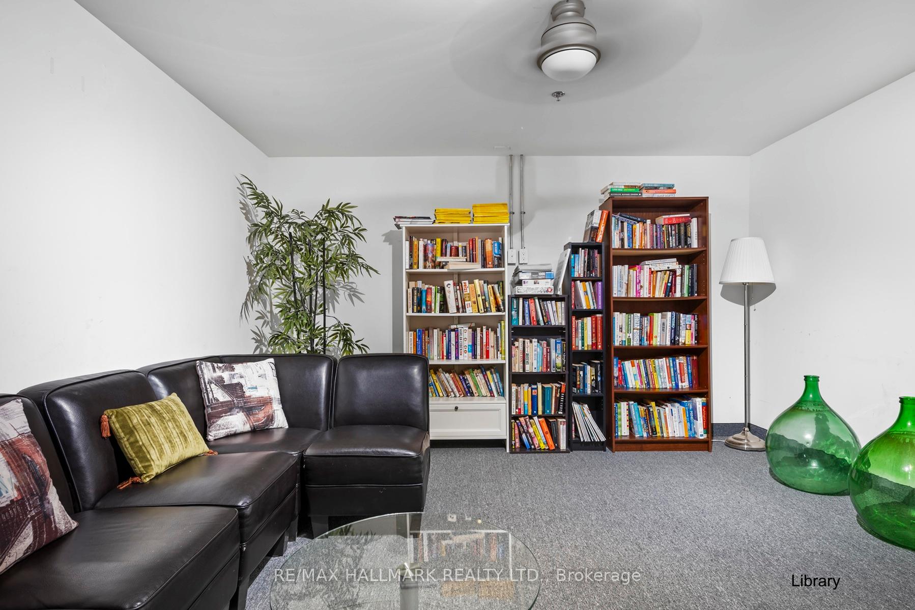 2 Bedrooms Co-op at 2603 Bathurst, Toronto For sale