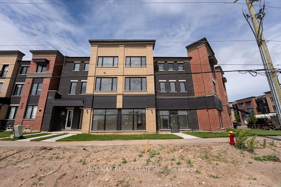 Property at #3 - 3299 Sixth Line, Oakville, ON L6H 0Z6