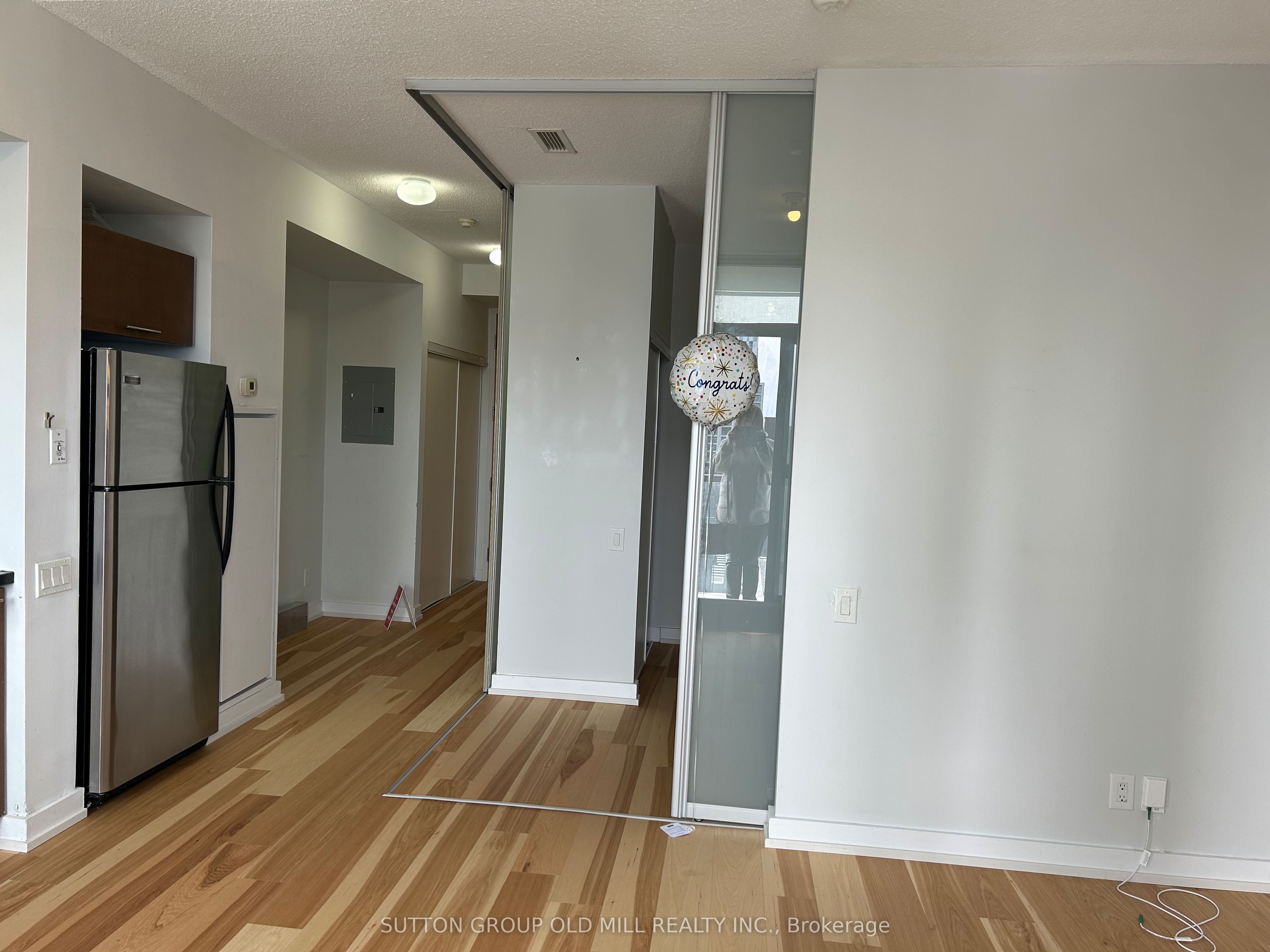 33 Mill Street, #1103