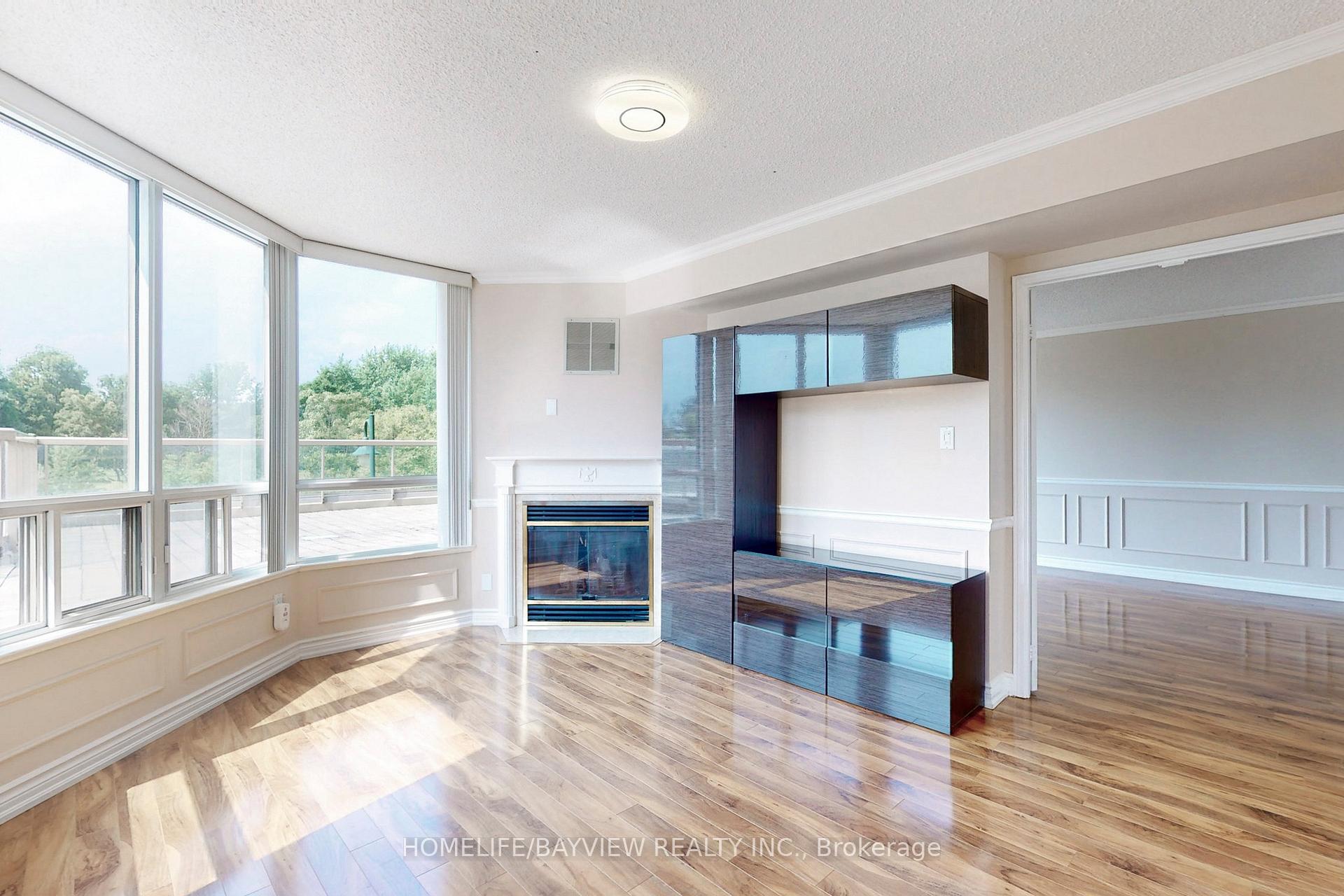 4 Bedrooms Condo at 168 Bonis, Toronto For sale