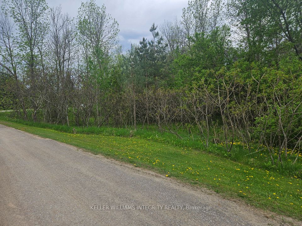 7 Grantham Road, Horton, ON K7V 3Z8