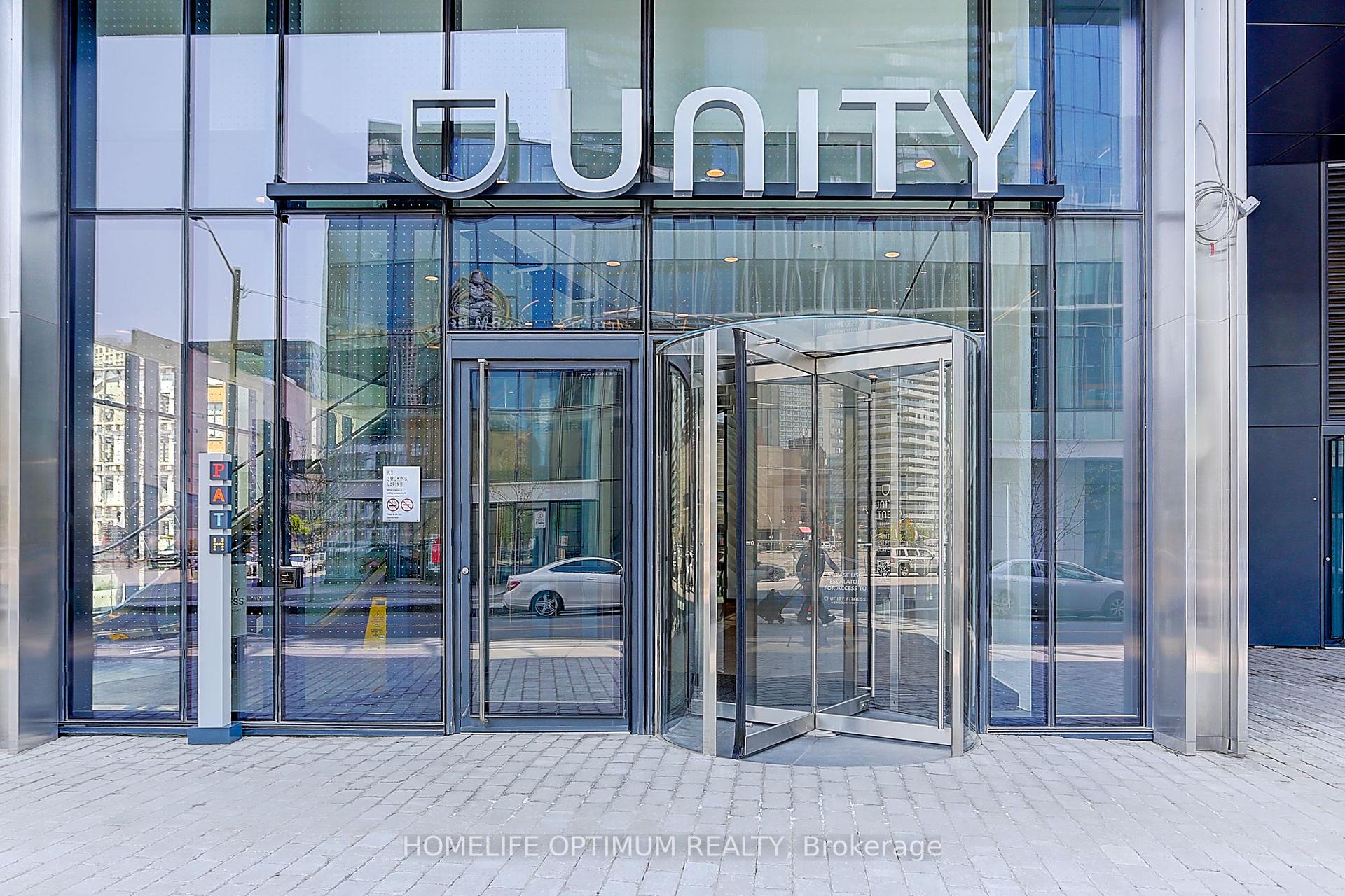 3 Bedrooms Condo at 55 Cooper, Toronto For sale