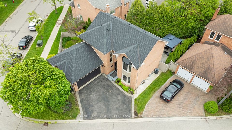 6682 Snow Goose Lanes Lane, Mississauga, ON L5N 5H8