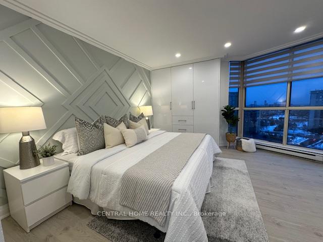2 Bedrooms Condo at 85 Skymark,  Toronto For sale