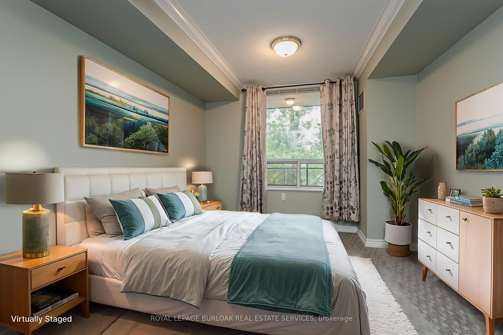 2 Bedrooms Condo at 100 Burloak, Burlington For sale