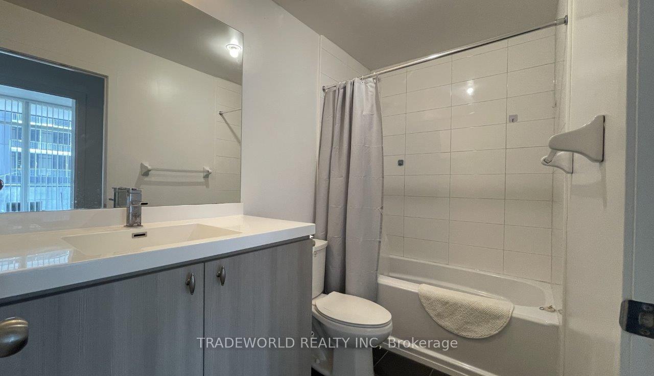 1 Bedroom Condo at 105 George, Toronto For sale