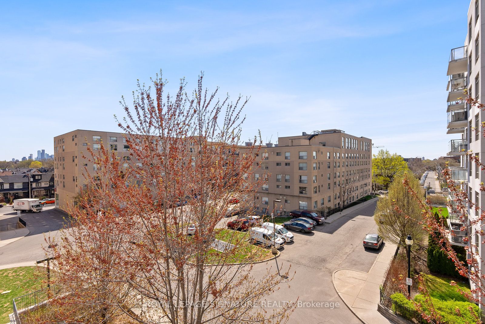 816 Lansdowne Avenue, #410