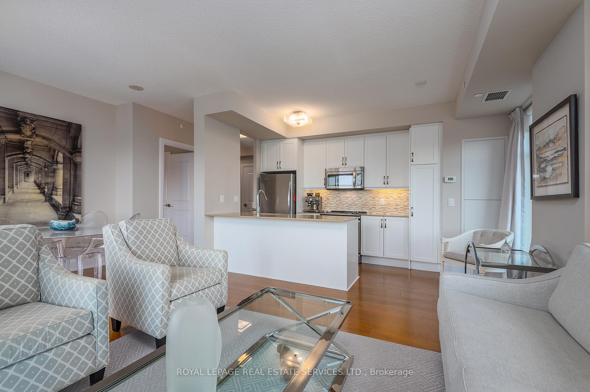 2 Bedrooms Condo at 1 Old Mill,  Toronto For sale