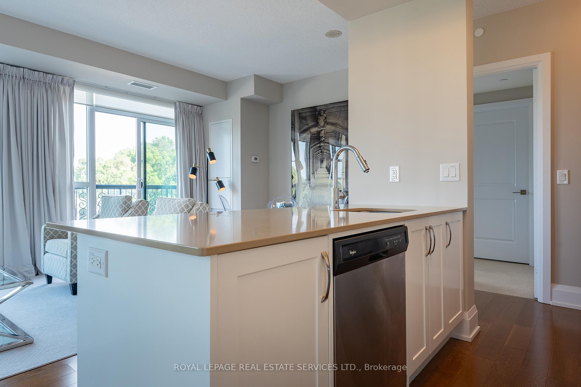 2 Bedrooms Condo at 1 Old Mill,  Toronto For sale