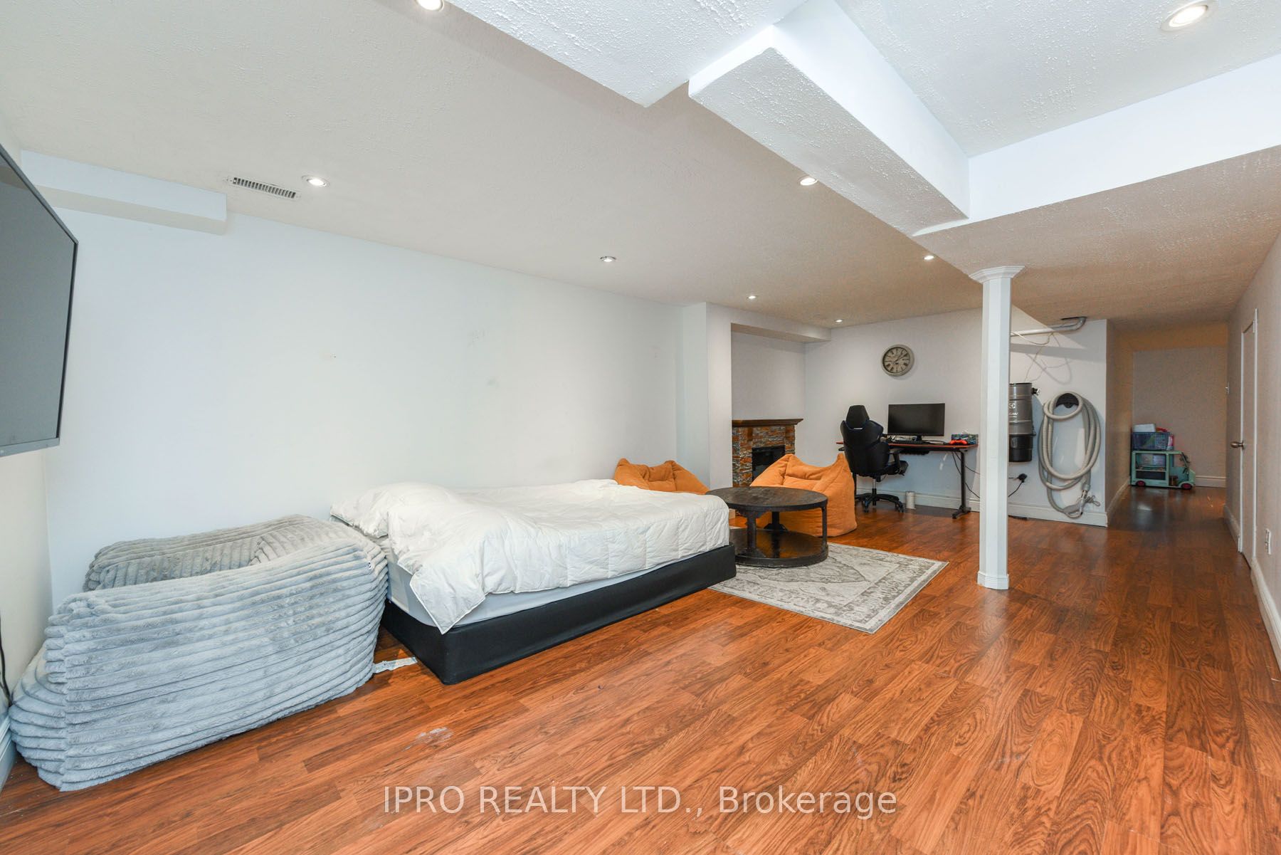 4055 Forest Run Avenue, #17