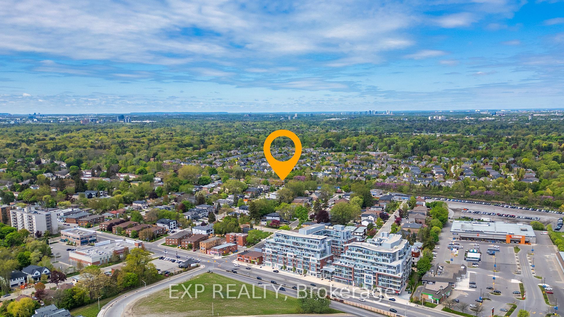 172 Queen Street W