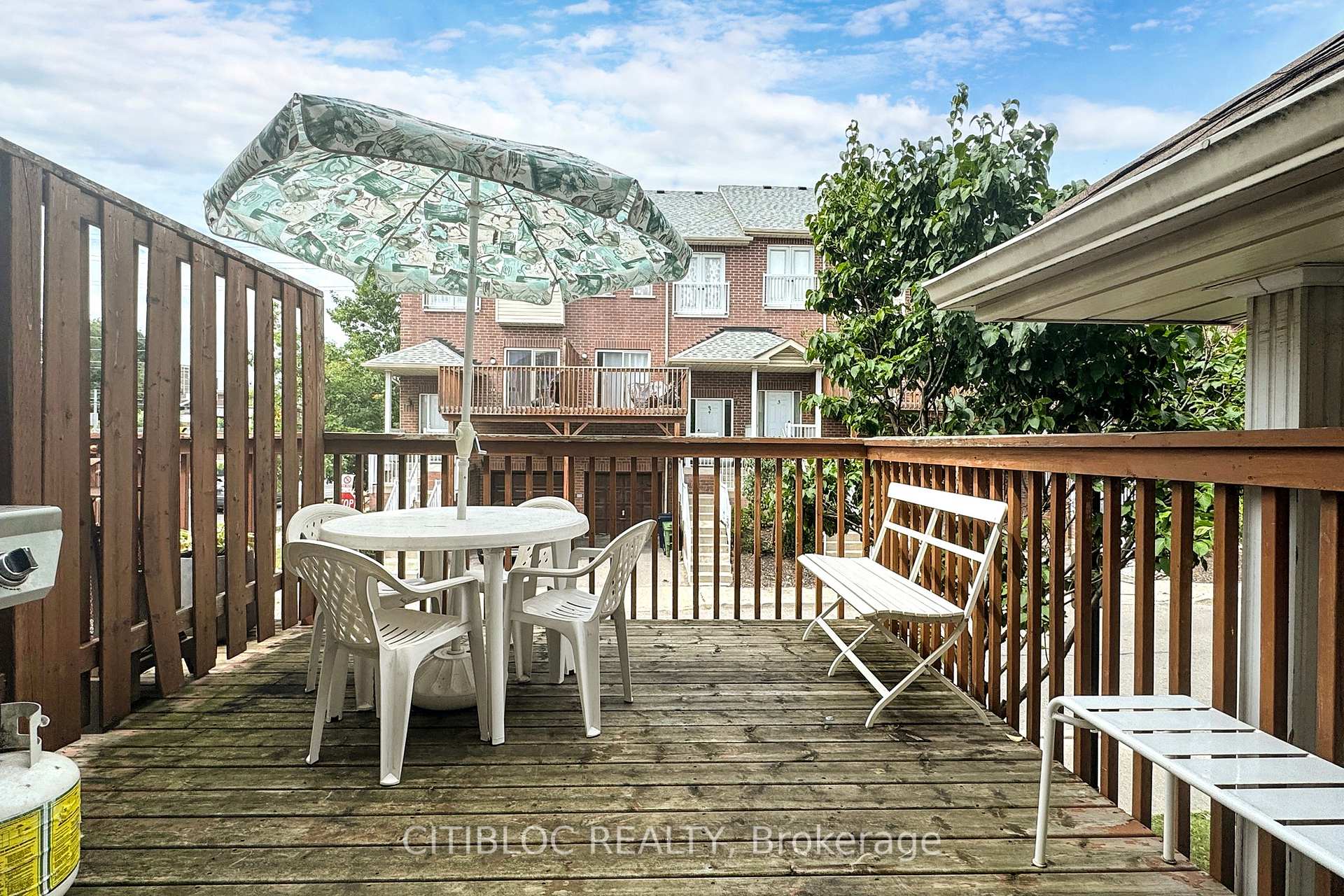 4 Bedrooms Condo at 3029 Finch, Toronto For sale