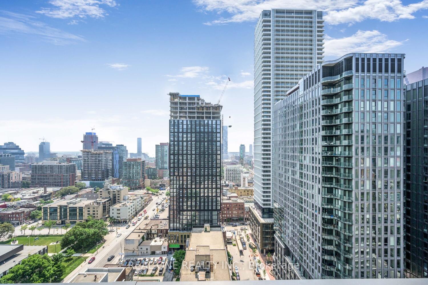 2 Bedrooms Condo at 47 Mutual, Toronto For sale