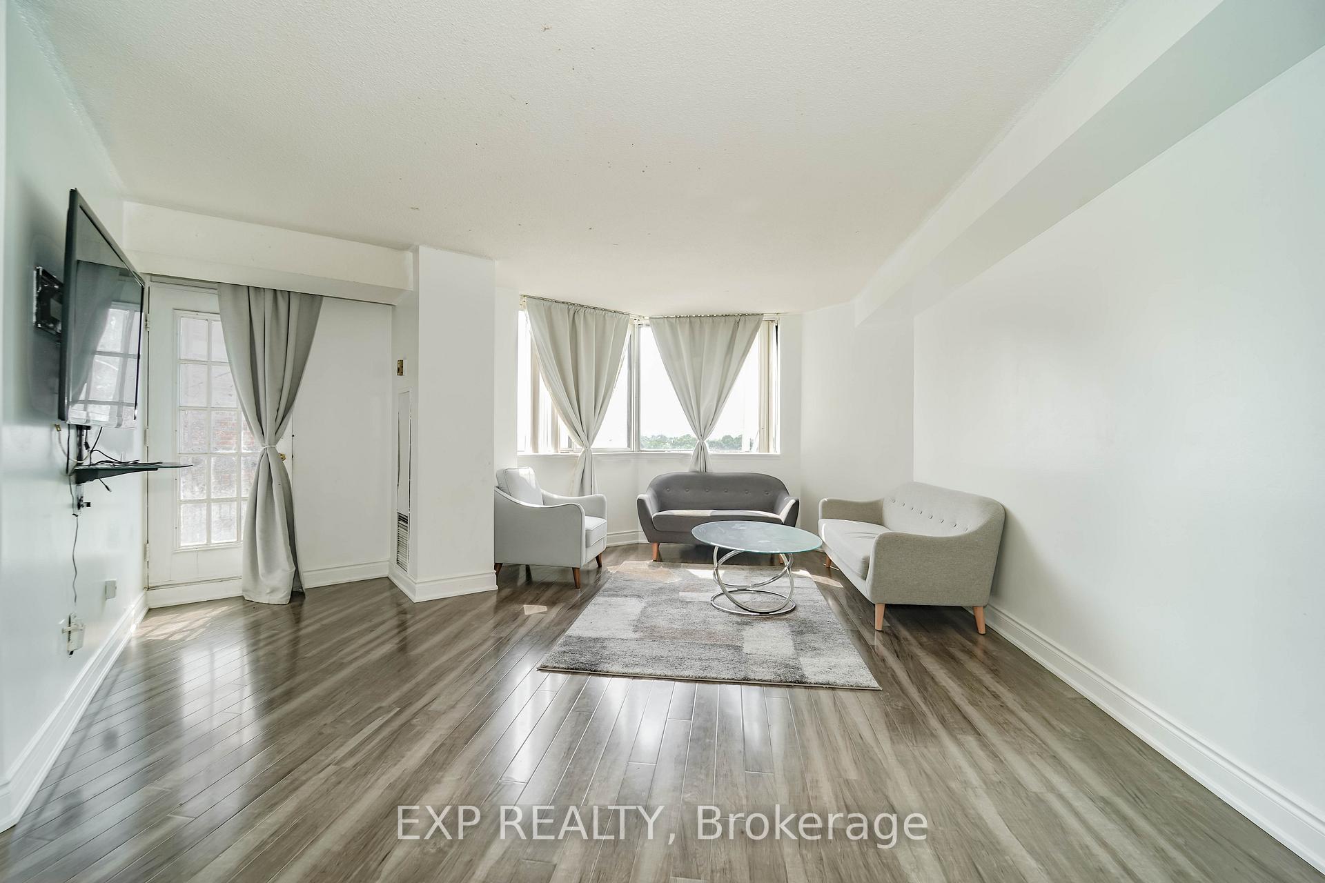 2 Bedrooms Condo at 236 Albion, Toronto For sale