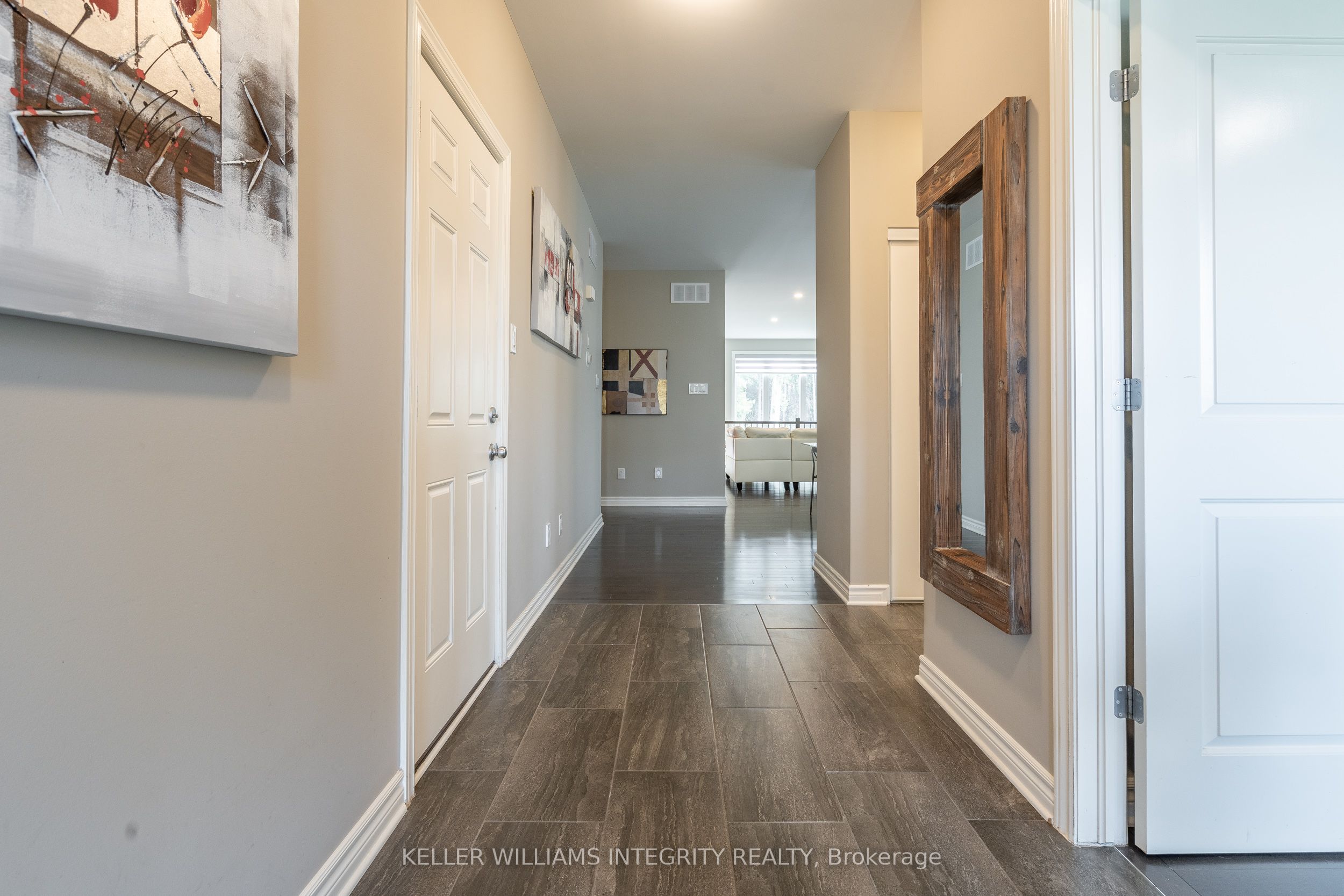 1126 Beckett Crescent