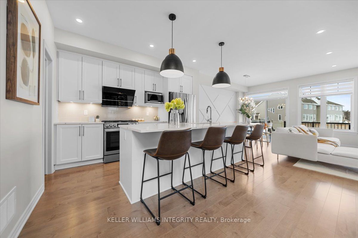 510 Sonmarg Crescent, Barrhaven, ON K2J 7A6
