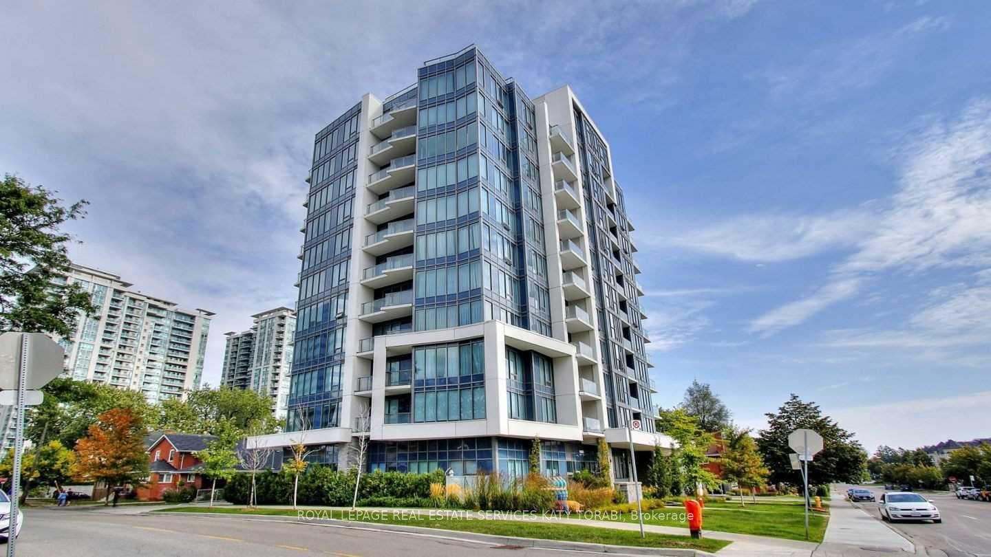 2 Bedrooms Condo at 28 Avondale, Toronto For sale