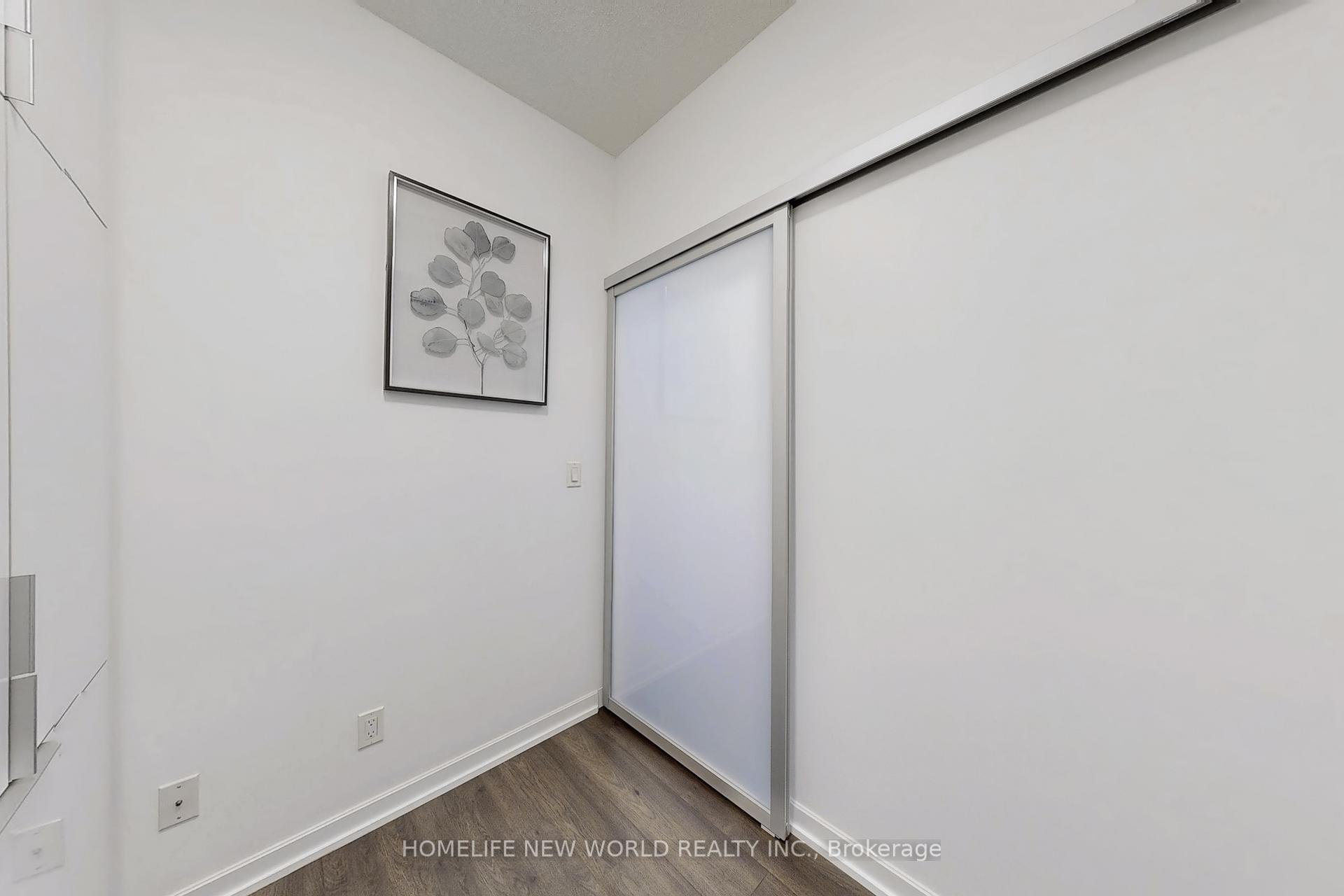 2 Bedrooms Condo at 56 Forest Manor,  Toronto For sale