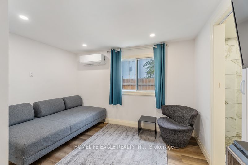 3 Hughes Street