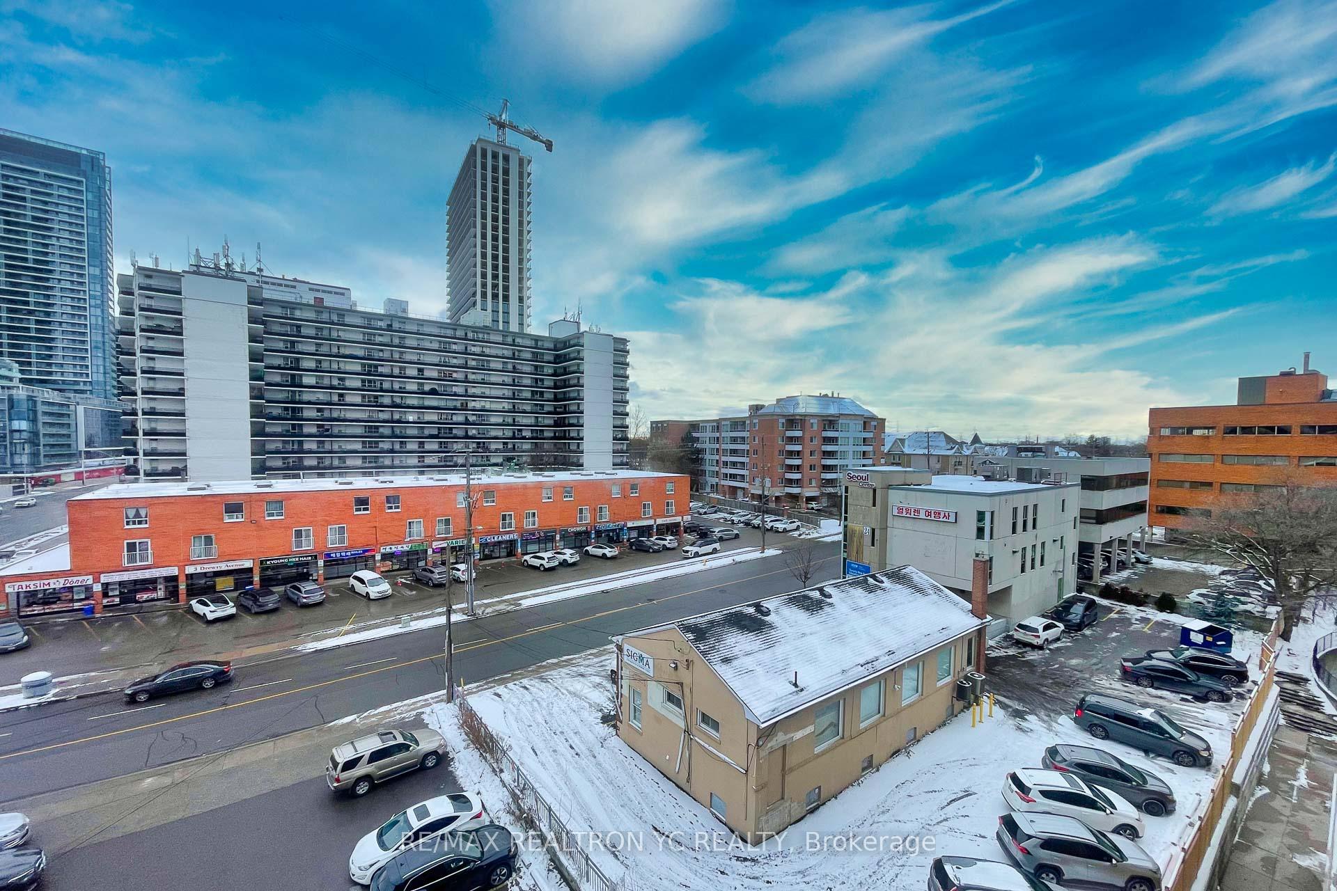 2 Bedrooms Condo at 5940 Yonge,  Toronto For sale