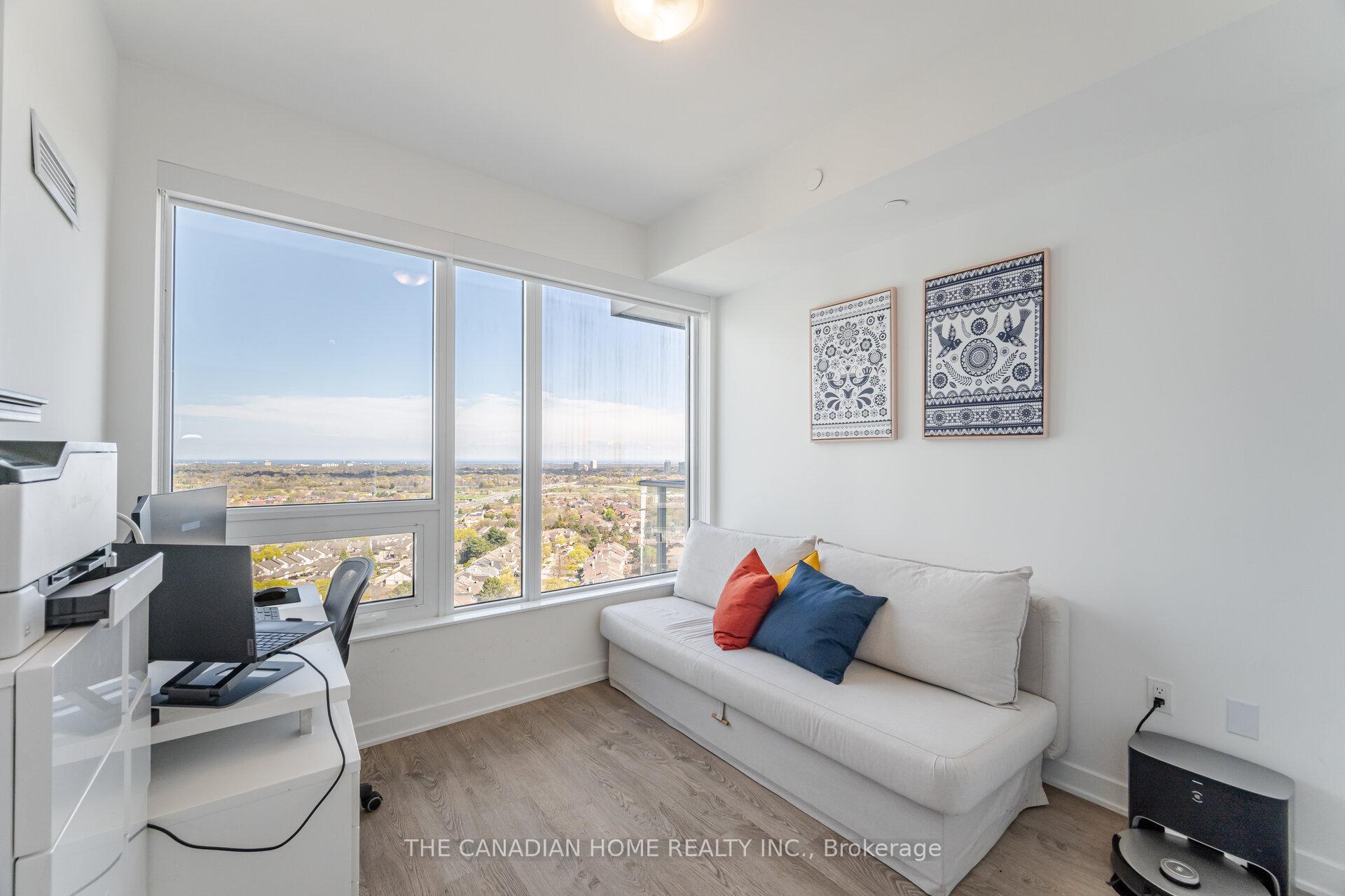 3 Bedrooms Condo at 4655 Metcalfe, Mississauga For sale