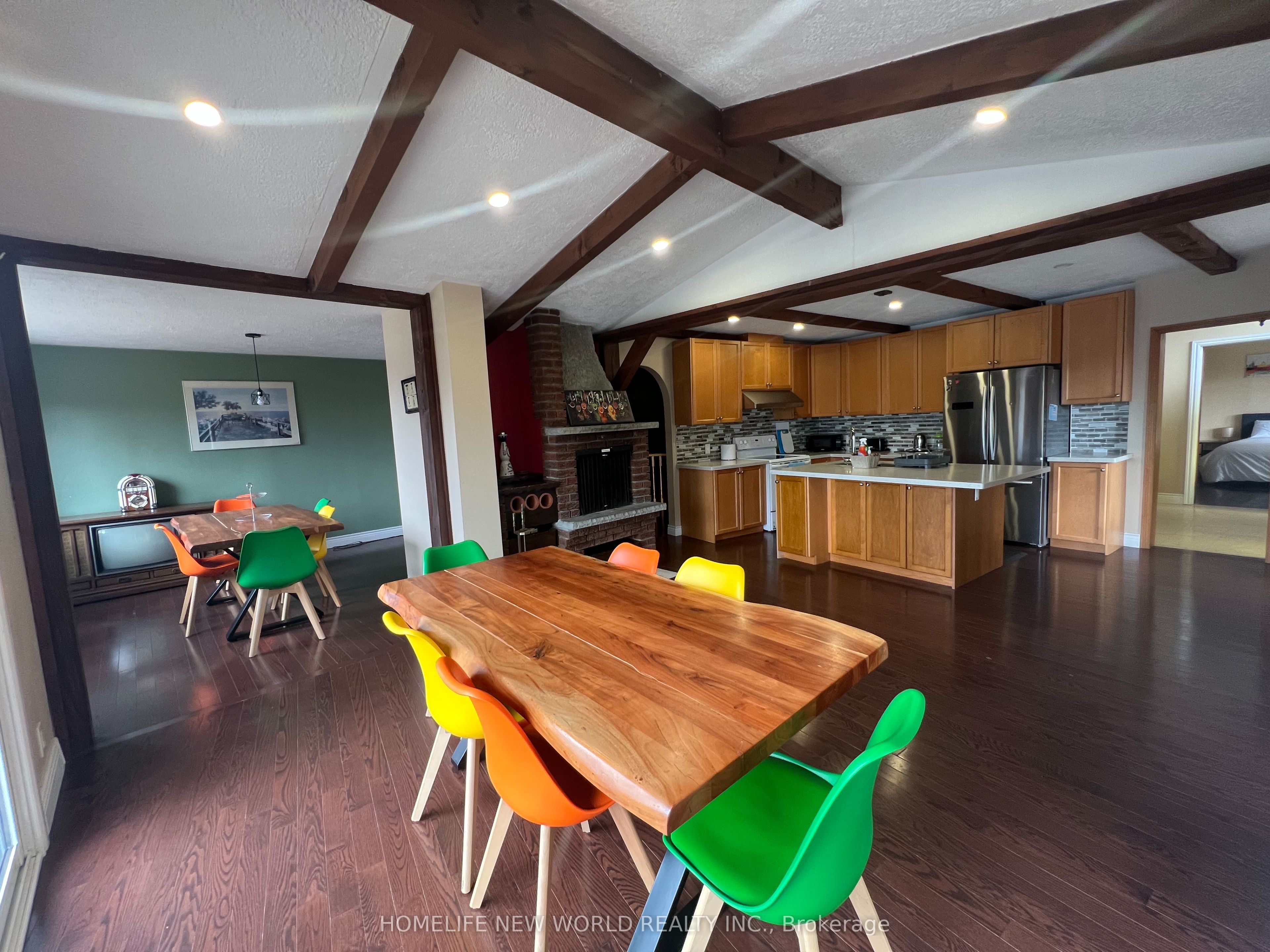 3134 Bloomington Road