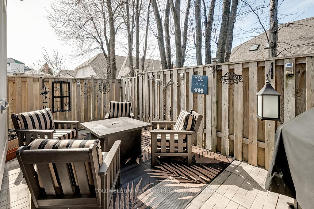 3 Bedrooms Condo at 1375 STEPHENSON,  Burlington For sale