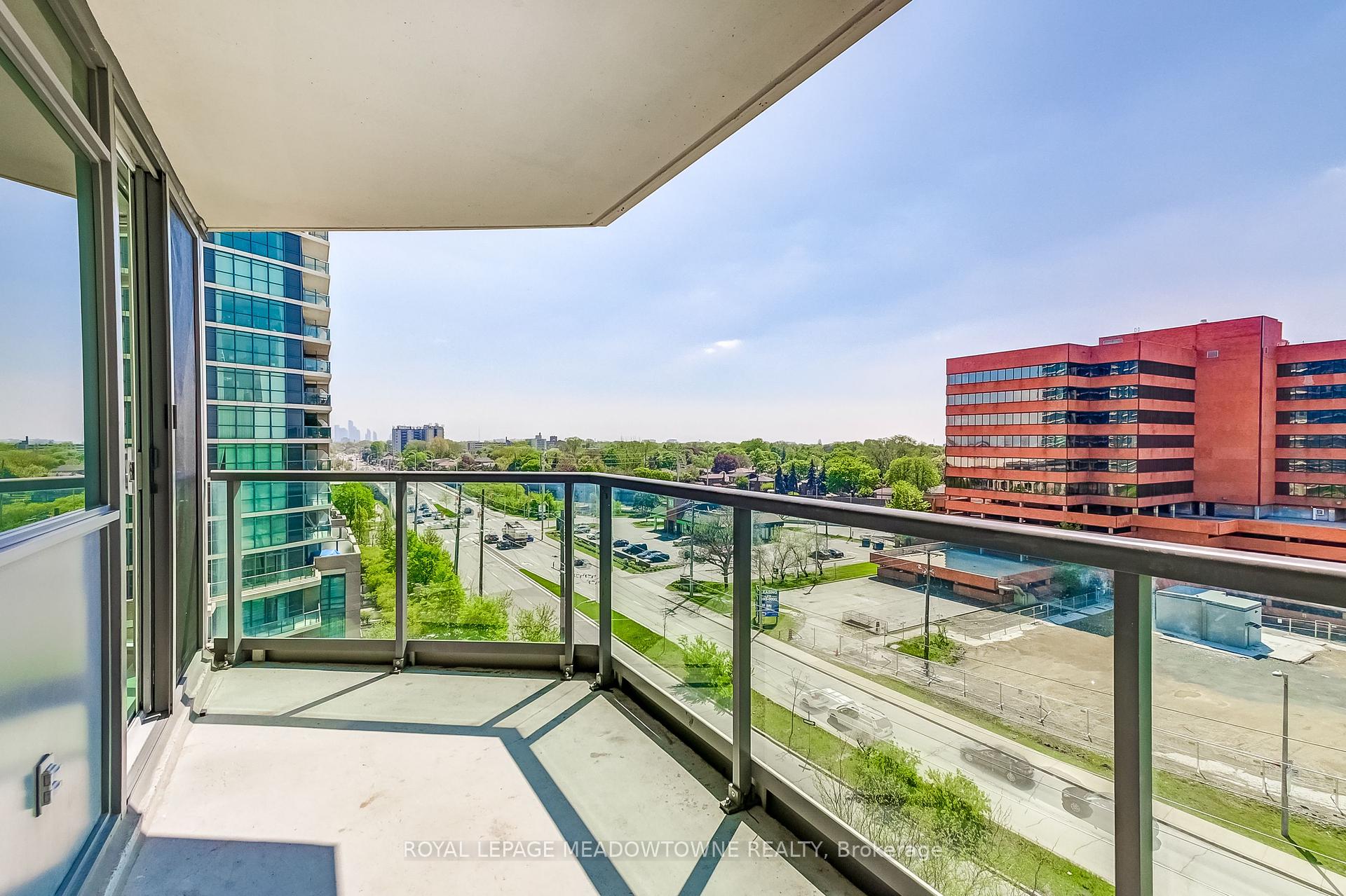 2 Bedrooms Condo at 225 Sherway Gardens, Toronto For sale