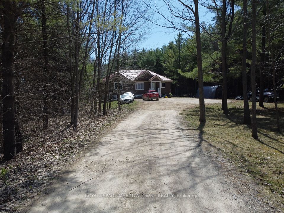 9341 Sideroad 9