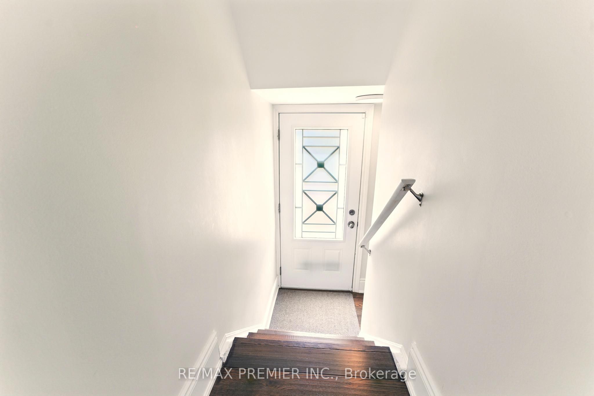 69 Stewart Smith Drive