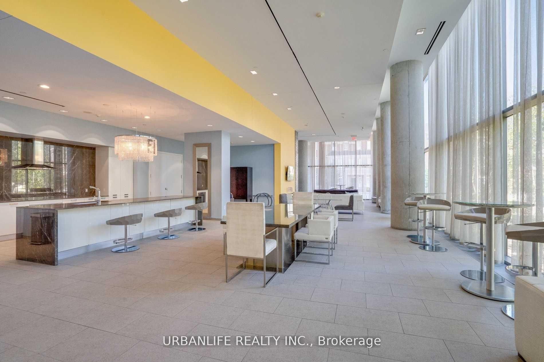 2 Bedrooms Condo at 103 The Queensway, Toronto For sale