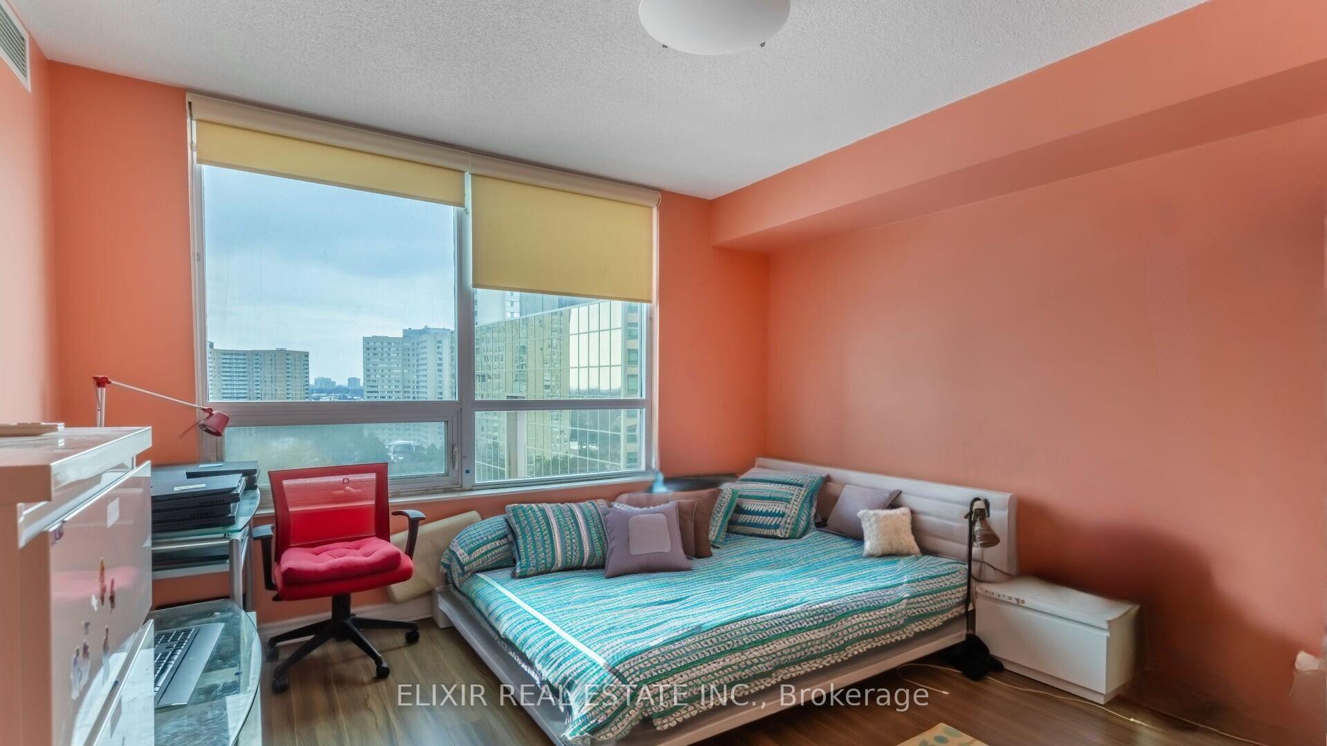 2 Bedrooms Condo at 208 Enfield, Mississauga For sale