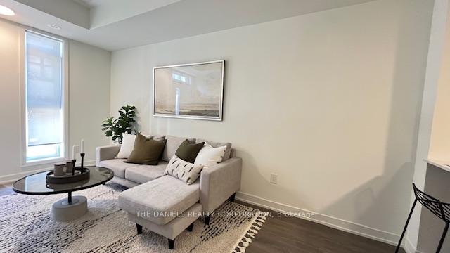1 Bedroom Condo at 145 Canon Jackson,  Toronto For sale
