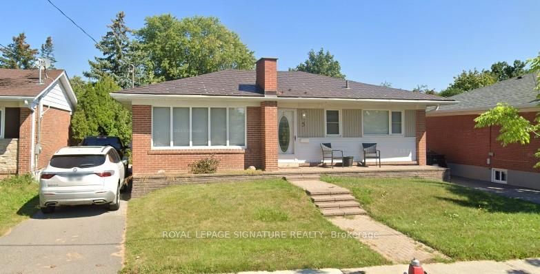 5 Sterne Avenue, Brampton, ON L6W 2Y3