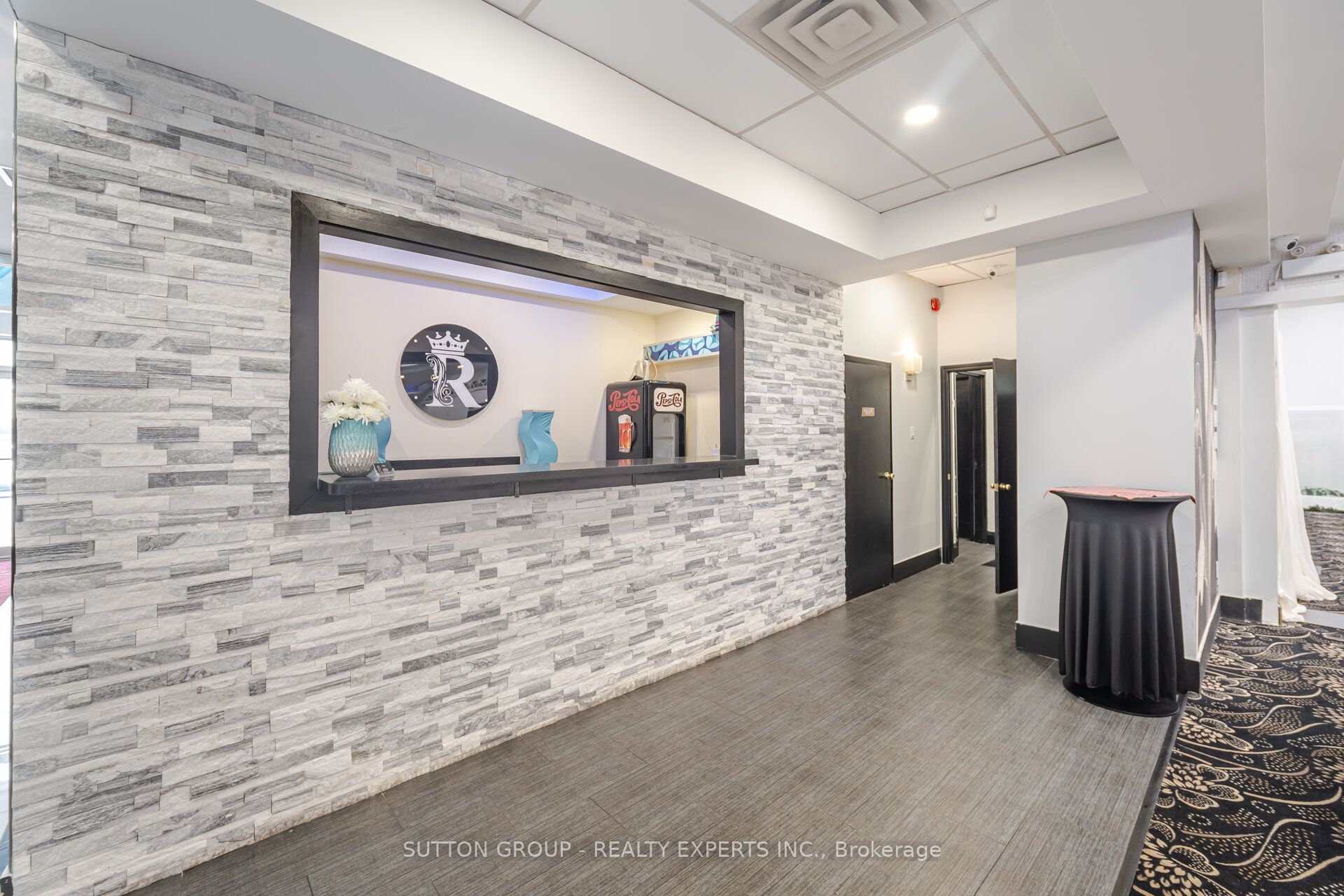 50 Kennedy Road S, #8,9,10