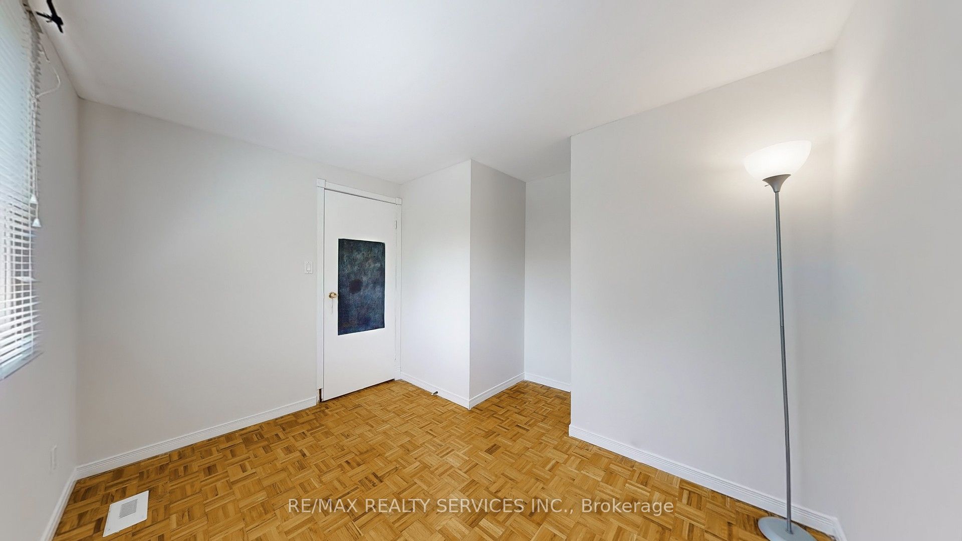 29 Gulliver Crescent
