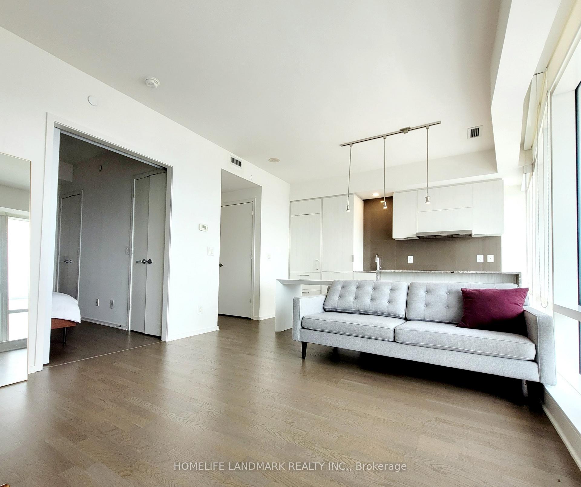 1 Bedroom Condo at 1 Bloor, Toronto For sale