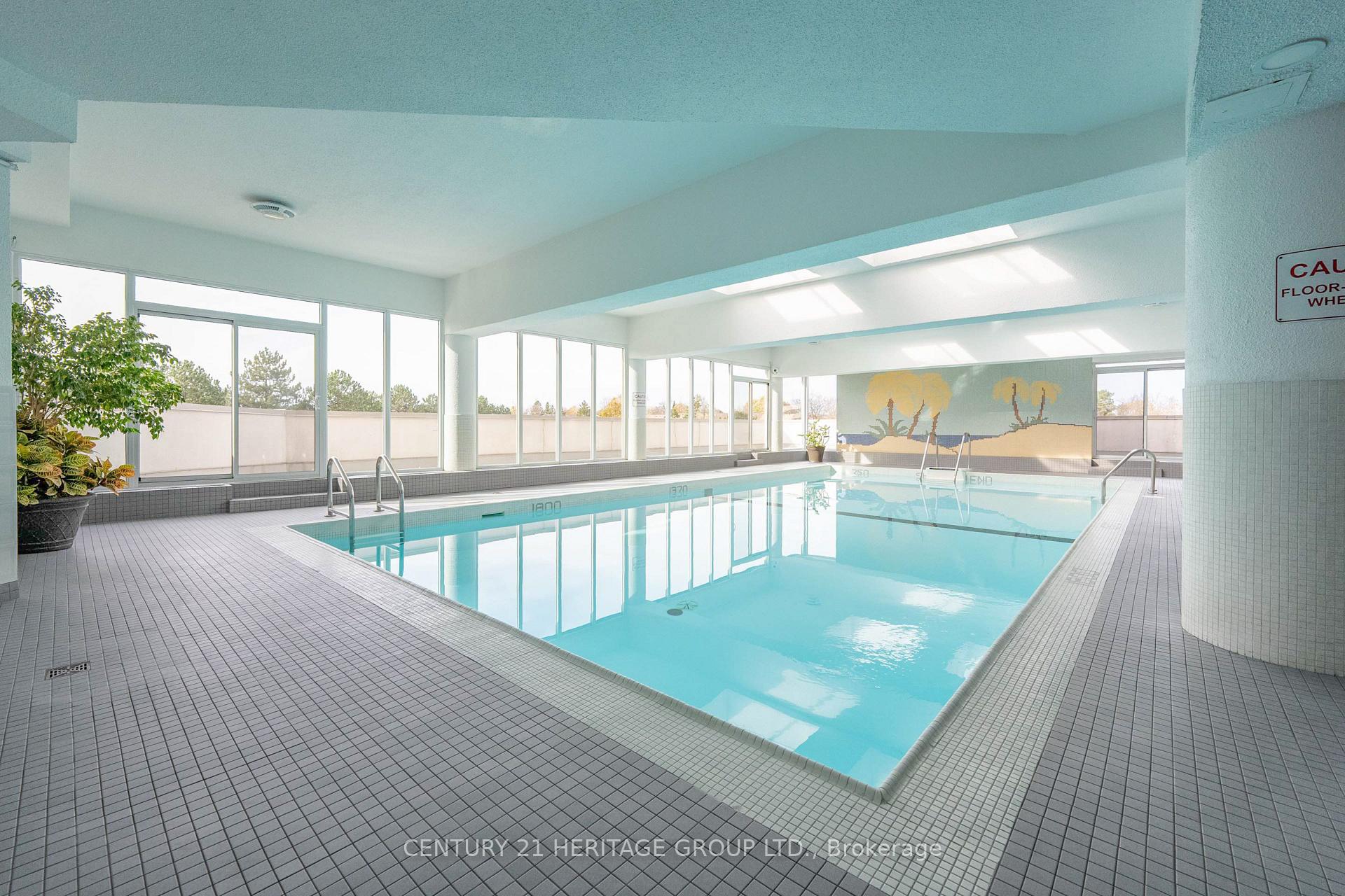 2 Bedrooms Condo at 10 Dean Park, Toronto For sale