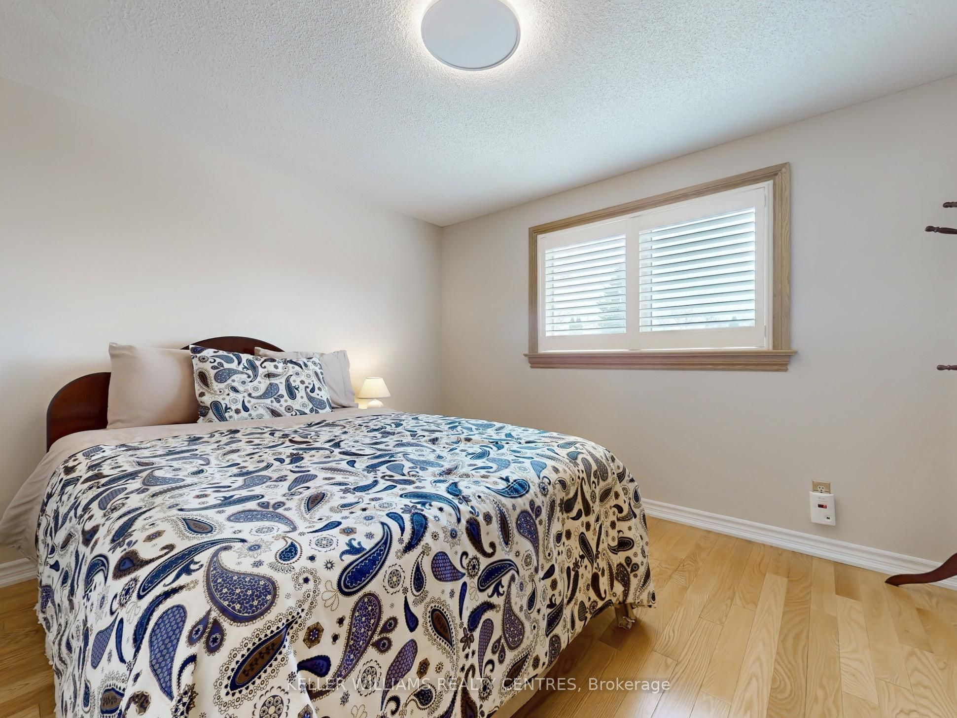 43 Mayvern Crescent