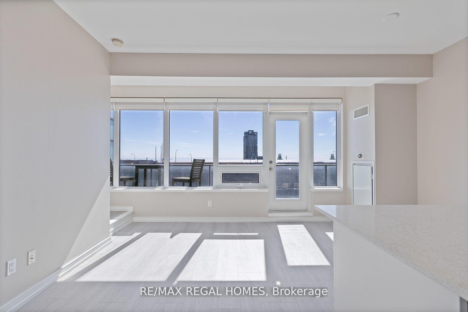 2 Bedrooms Condo at 55 East Liberty, Toronto For sale