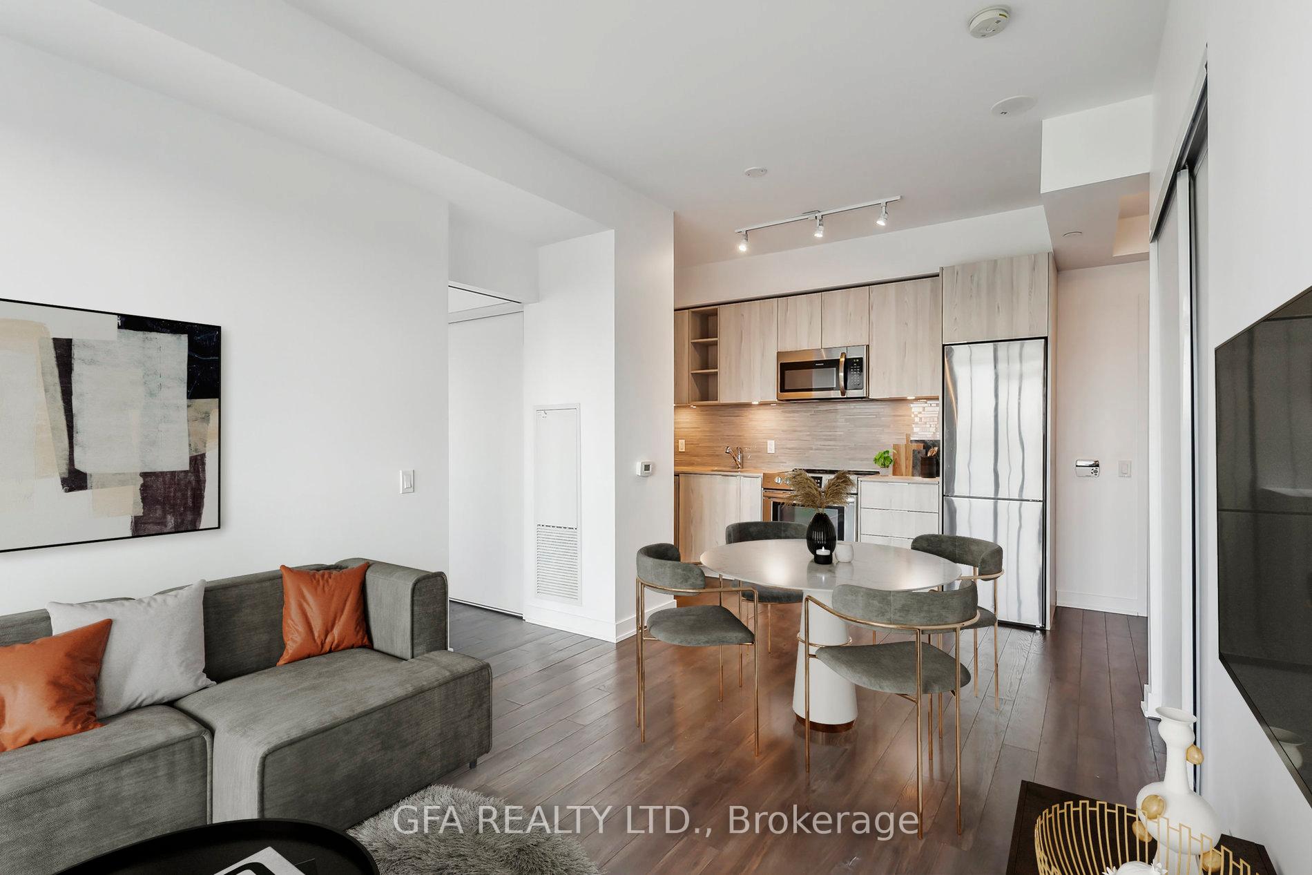 2 Bedrooms Condo at 30 Ordnance, Toronto For sale